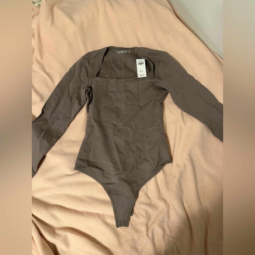 Abercrombie Taupe Squareneck Long-Sleeve Bodysuit